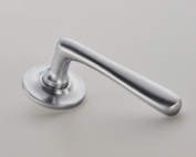 7101COV57A Elegance Door Handle on Plain Edge Covered Rose